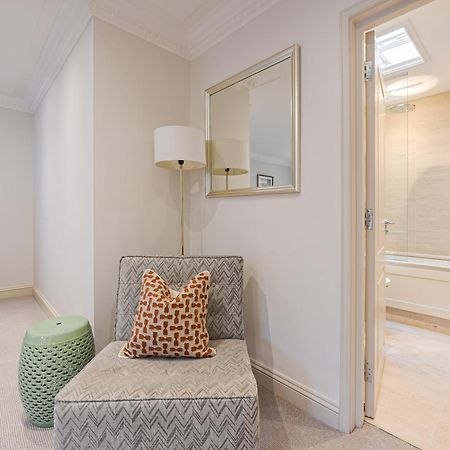 Modern 3 Bedroom Luxury House With Garage In Central London Exterior photo