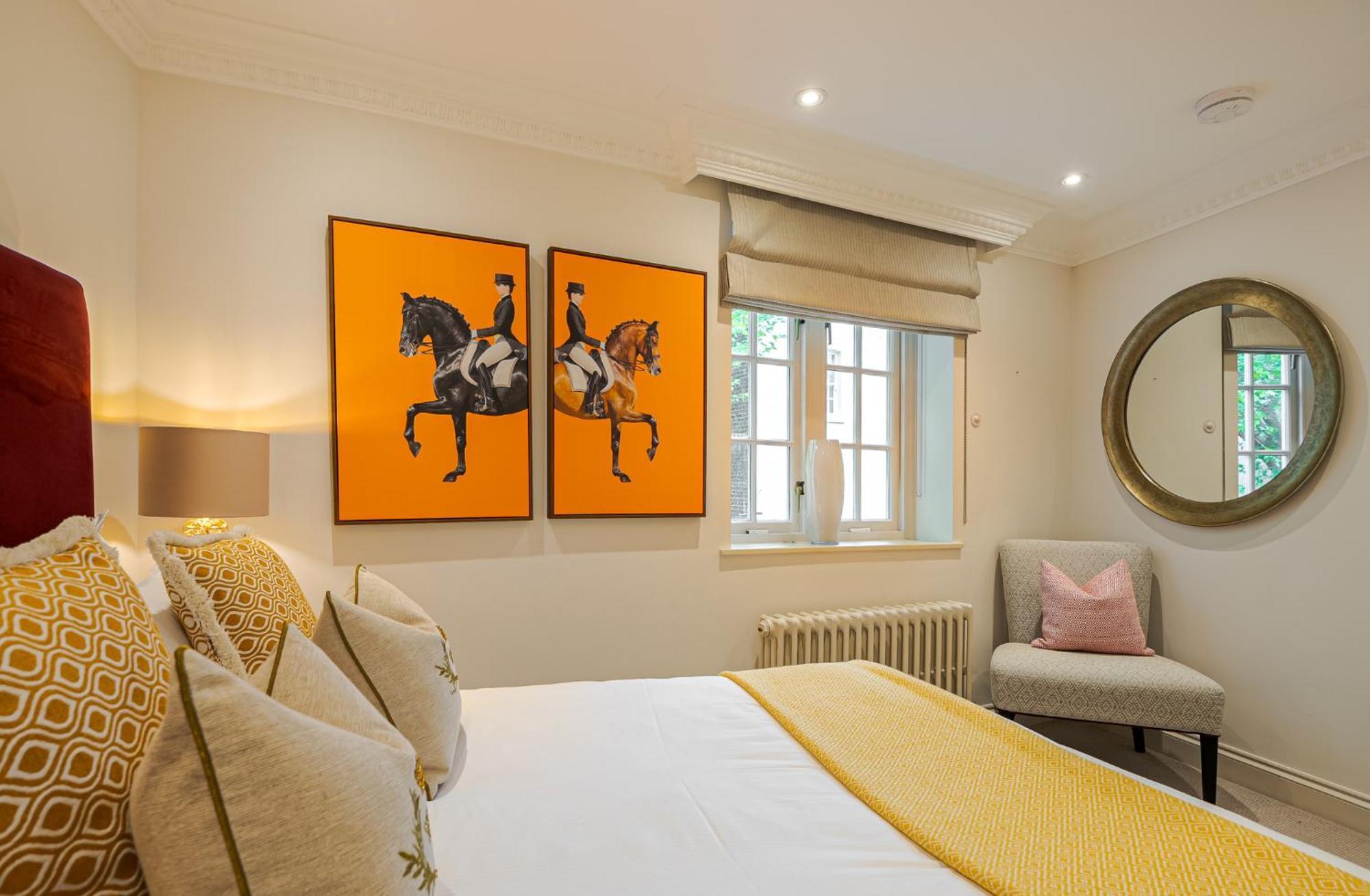 Modern 3 Bedroom Luxury House With Garage In Central London Exterior photo