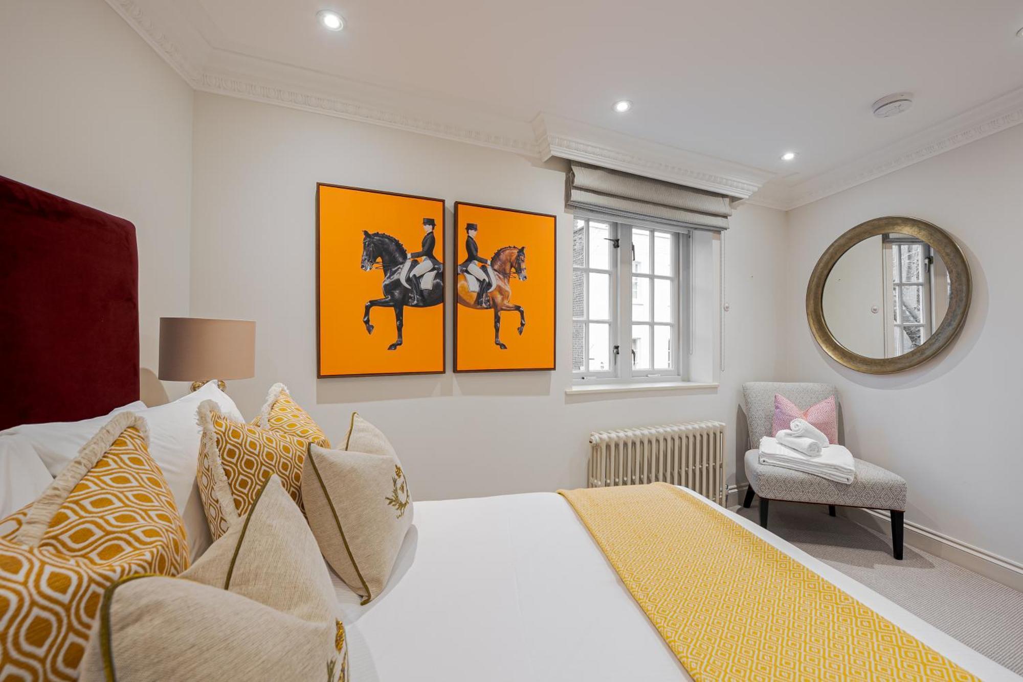 Modern 3 Bedroom Luxury House With Garage In Central London Exterior photo